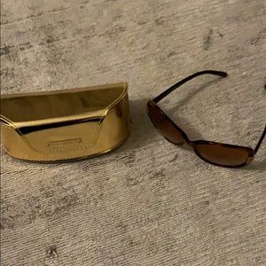 TORY BURCH sunglasses